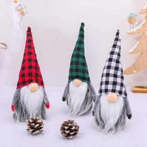 Buffalo Plaid Gnome